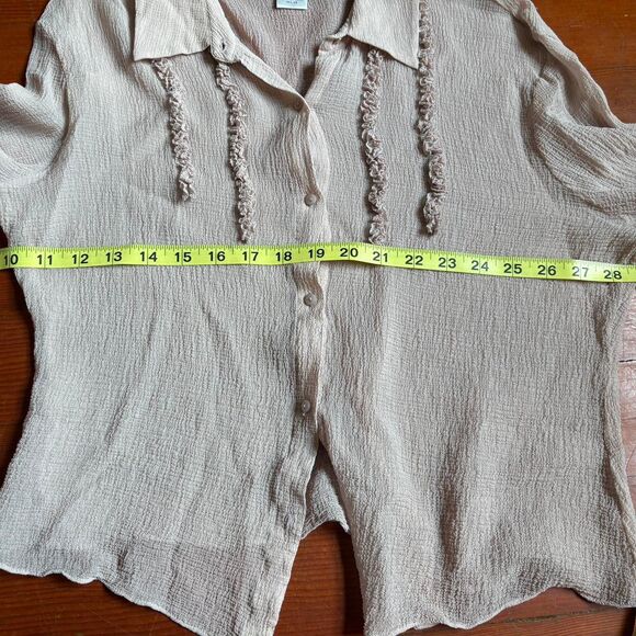 Jones Wear vtg gray/mauve long sleeve blouse with ruffles 100% silk Size 14/S. - Picture 6 of 7